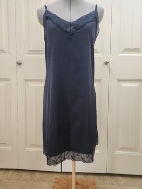 Emily And Jane Full Slip
